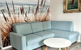 Apartament przy Latarni Morskiej z garażem